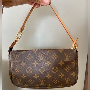 Authentic Vintage Louis Vuitton Pochette Accessoires Bag Amazing Condition